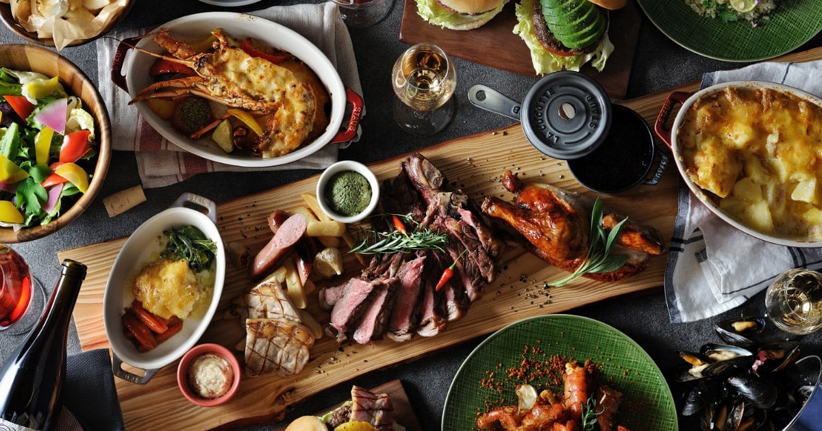 オールーグリル by 星野リゾート - ステーキやハンバーガーを堪能する